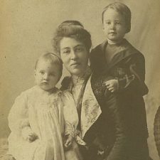 Picture 13 - Rose, Hannah and Jim Golding (Rose, Hannah and John Darling) circa 1904. Image provided by Lynne Golding